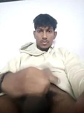 Snapshot of sunshine0000 chatting on 01/16/26, 05:33 sunshine0000 online show from 01/16/26, 05:33