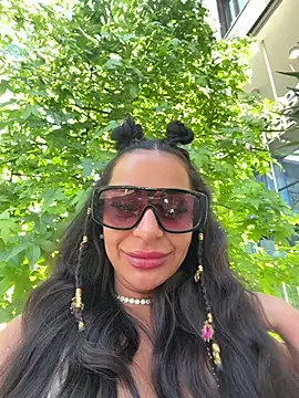 sweetxlayla online show from 06/15/26, 05:59