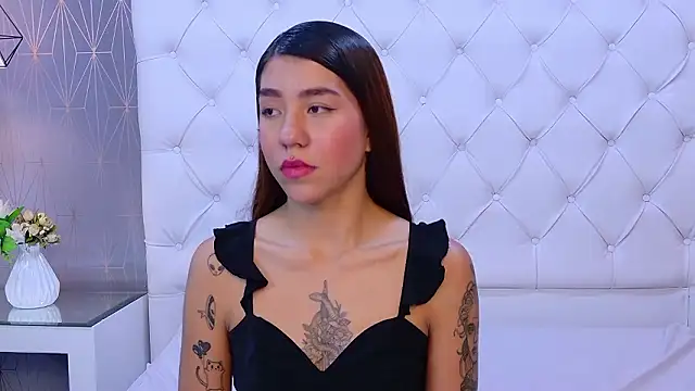 Snapshot of VioletFroost chatting on 02/03/26, 02:53 VioletFroost online show from 02/03/26, 02:53