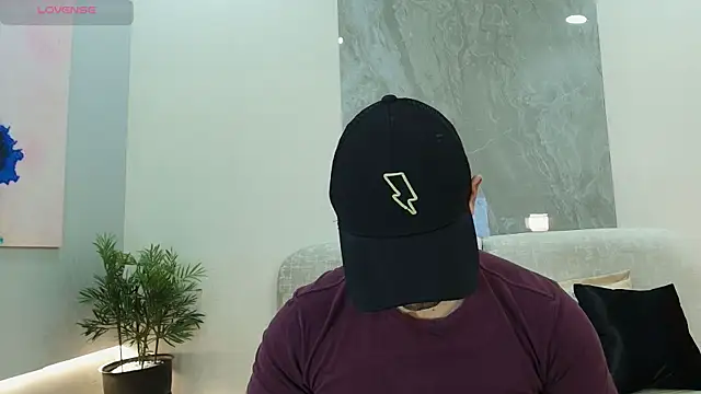 lorenzo walker 1 online show from 06/13/26, 05:55