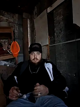 Snapshot of GeeknFreak666 chatting on 02/15/26, 12:58 GeeknFreak666 online show from 02/15/26, 12:58