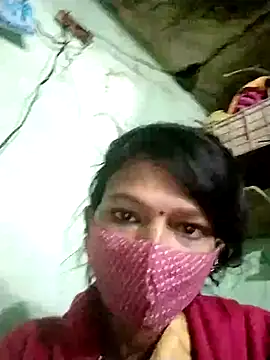 Snapshot of Miss__soniya106 chatting on 02/02/26, 03:27 Miss soniya106 online show from 02/02/26, 03:27