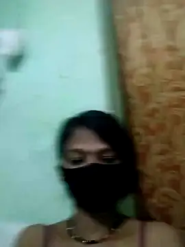 Snapshot of Miss__soniya106 chatting on 02/11/26, 05:18 Miss soniya106 online show from 02/11/26, 05:18