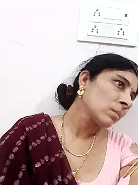 Hot ree85 online show from 04/25/26, 06:49
