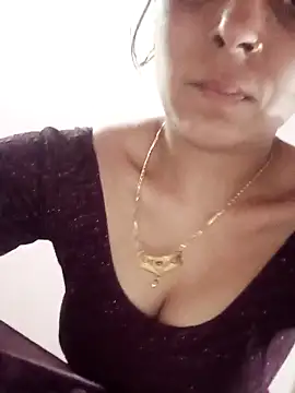 Hot ree85 online show from 05/14/26, 01:29