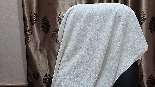 Snapshot of ShyDarko chatting on 02/04/26, 03:29 ShyDarko online show from 02/04/26, 03:29