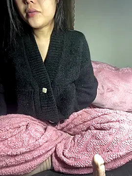 Snapshot of lealia699 chatting on 01/07/26, 08:28 lealia699 online show from 01/07/26, 08:28