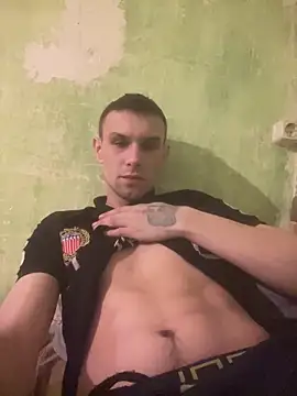 Snapshot of Alex_Will chatting on 02/01/26, 02:59 Alex Will online show from 02/01/26, 02:59