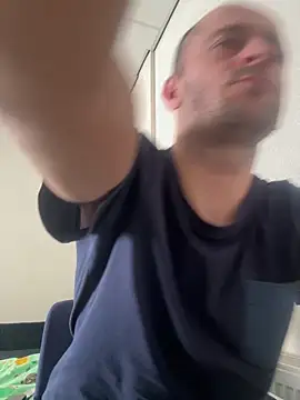 Snapshot of Majestik1 chatting on 03/20/26, 03:06 Majestik1 online show from 03/20/26, 03:06