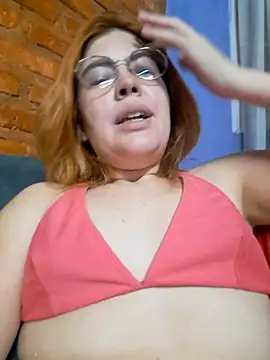 Snapshot of mililena1 chatting on 04/01/26, 01:06 mililena1 online show from 04/01/26, 01:06