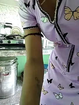 Night-Couple2 online show from 04/17/26, 06:49