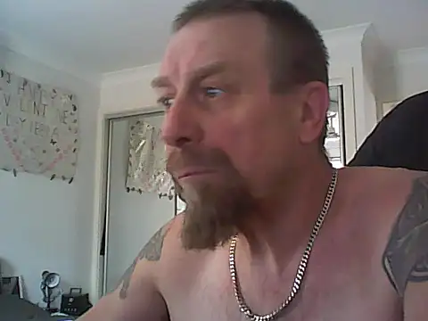 Snapshot of loudandproud chatting on 01/12/26, 05:12 loudandproud online show from 01/12/26, 05:12