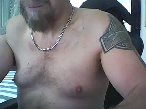 Snapshot of loudandproud chatting on 02/04/26, 10:58 loudandproud online show from 02/04/26, 10:58