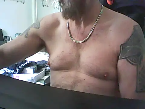 Snapshot of loudandproud chatting on 03/19/26, 04:16 loudandproud online show from 03/19/26, 04:16