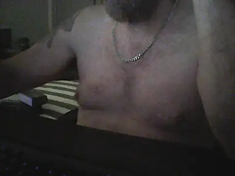 Snapshot of loudandproud chatting on 03/20/26, 08:08 loudandproud online show from 03/20/26, 08:08