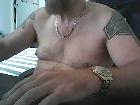 Snapshot of loudandproud chatting on 03/25/26, 11:00 loudandproud online show from 03/25/26, 11:00