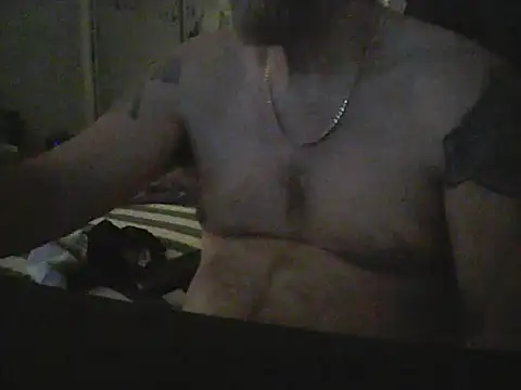 Snapshot of loudandproud chatting on 04/15/26, 10:44 loudandproud online show from 04/15/26, 10:44