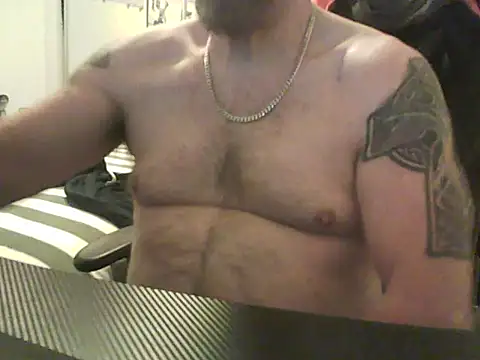 Snapshot of loudandproud chatting on 07/17/26, 07:37 loudandproud online show from 07/17/26, 07:37