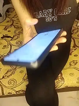 Snapshot of toty0007 chatting on 02/13/26, 08:49 toty0007 online show from 02/13/26, 08:49