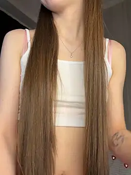 SkylineBliss online show from 02/19/26, 07:48