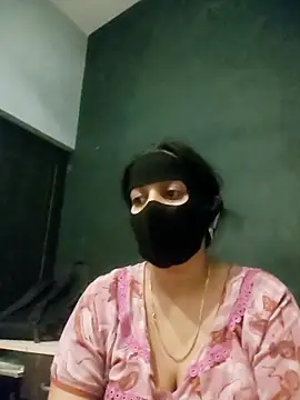 Snapshot of Tamilfathi chatting on 02/08/26, 01:58 Tamilfathi online show from 02/08/26, 01:58