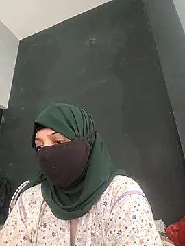 Snapshot of Tamilfathi chatting on 02/11/26, 06:07 Tamilfathi online show from 02/11/26, 06:07