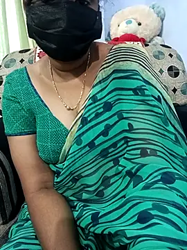 Tinarosy13 online show from 03/18/26, 06:16