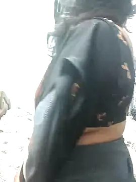 Snapshot of Flora_Telugu chatting on 03/10/26, 04:28 Flora Telugu online show from 03/10/26, 04:28