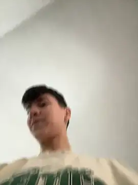 Snapshot of ravenryx chatting on 02/07/26, 03:27 ravenryx online show from 02/07/26, 03:27