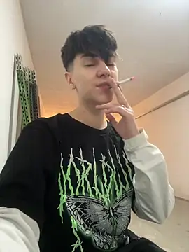 Snapshot of ravenryx chatting on 03/14/26, 03:50 ravenryx online show from 03/14/26, 03:50