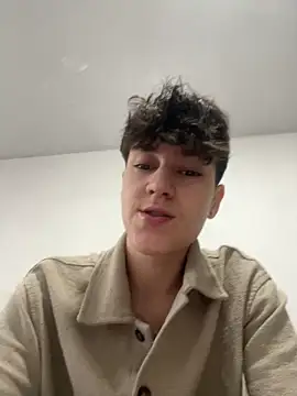 Snapshot of ravenryx chatting on 03/24/26, 03:06 ravenryx online show from 03/24/26, 03:06