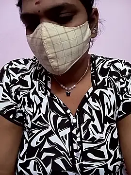 Snapshot of Ammu14399 chatting on 01/18/26, 12:42 Ammu14399 online show from 01/18/26, 12:42