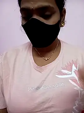 Snapshot of Ammu14399 chatting on 03/13/26, 06:09 Ammu14399 online show from 03/13/26, 06:09