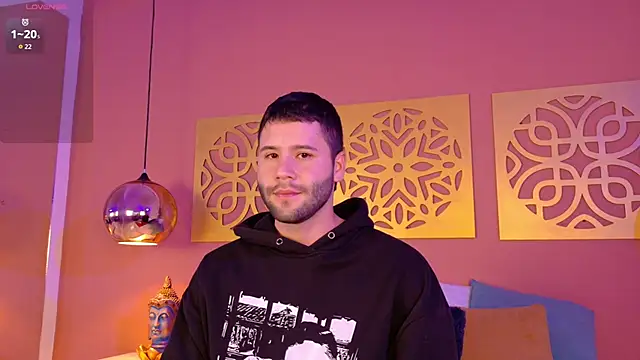 Snapshot of AndyKnoxx chatting on 01/07/26, 03:42 AndyKnoxx online show from 01/07/26, 03:42