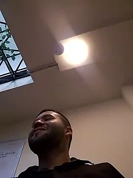 Snapshot of AndyKnoxx chatting on 02/21/26, 07:37 AndyKnoxx online show from 02/21/26, 07:37