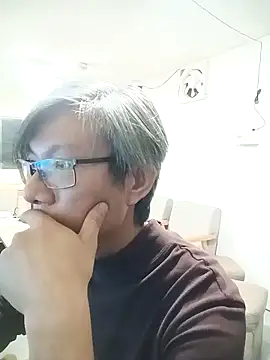 Snapshot of me-great chatting on 01/15/26, 11:37 me-great online show from 01/15/26, 11:37