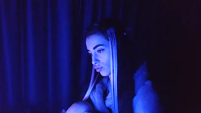 Vlada Elfie online show from 02/02/26, 08:51