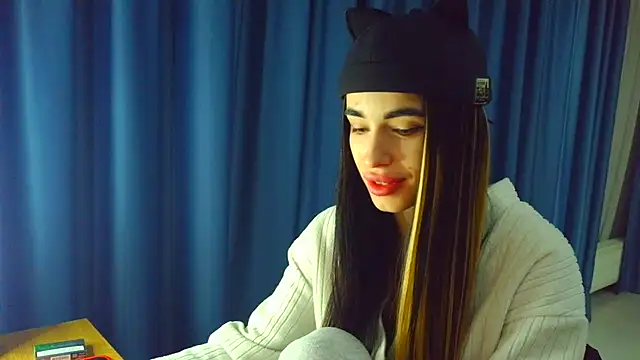 Vlada Elfie online show from 03/12/26, 05:52