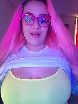 Snapshot of Nova-Satela chatting on 01/11/26, 04:56 Nova-Satela online show from 01/11/26, 04:56