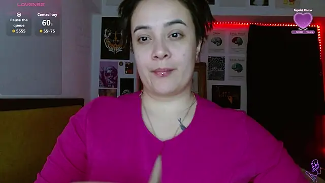 Snapshot of Nova-Satela chatting on 04/22/26, 03:09 Nova-Satela online show from 04/22/26, 03:09