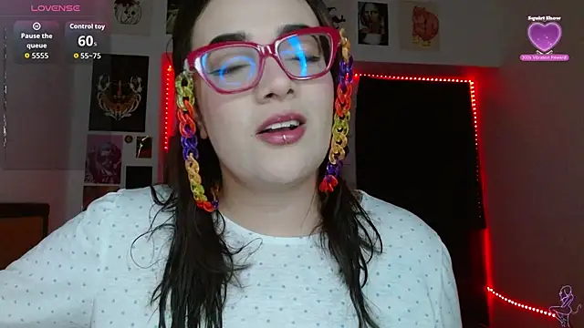 Snapshot of Nova-Satela chatting on 04/23/26, 03:08 Nova-Satela online show from 04/23/26, 03:08