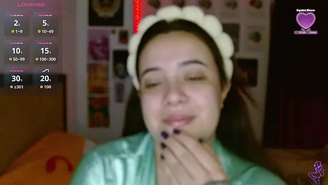 Snapshot of Nova-Satela chatting on 05/04/26, 01:18 Nova-Satela online show from 05/04/26, 01:18
