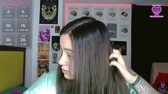 Snapshot of Nova-Satela chatting on 05/11/26, 12:33 Nova-Satela online show from 05/11/26, 12:33