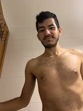 Snapshot of vinihfeh chatting on 01/31/26, 10:41 vinihfeh online show from 01/31/26, 10:41