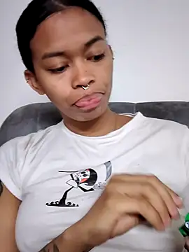 Snapshot of shenna_brunette chatting on 02/26/26, 03:44 shenna brunette online show from 02/26/26, 03:44