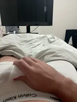 Snapshot of hrnylad_55 chatting on 01/15/26, 09:18 hrnylad 55 online show from 01/15/26, 09:18