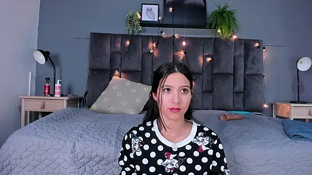 Snapshot of AmberStonne__ chatting on 03/12/26, 07:36 AmberStonne online show from 03/12/26, 07:36