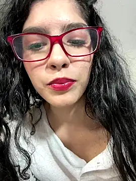 Snapshot of dani_bela chatting on 01/08/26, 04:04 dani bela online show from 01/08/26, 04:04