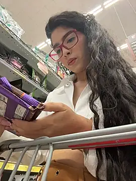 Snapshot of dani_bela chatting on 02/25/26, 11:14 dani bela online show from 02/25/26, 11:14