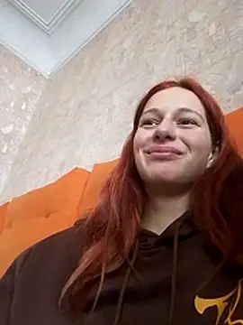 Lily Viola online show from 02/02/26, 09:30